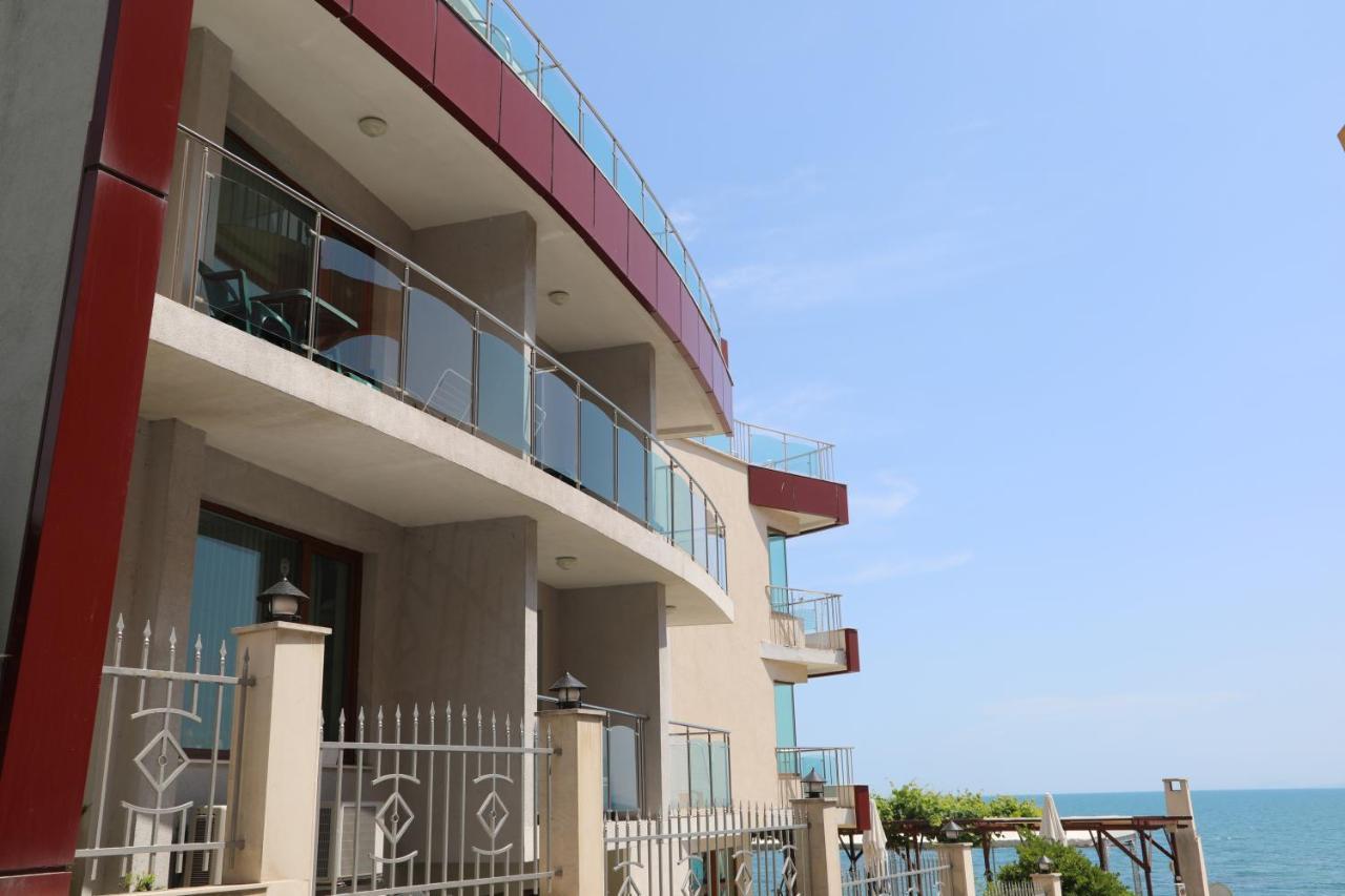 Petrov Family Hotel Nessebar Exterior foto