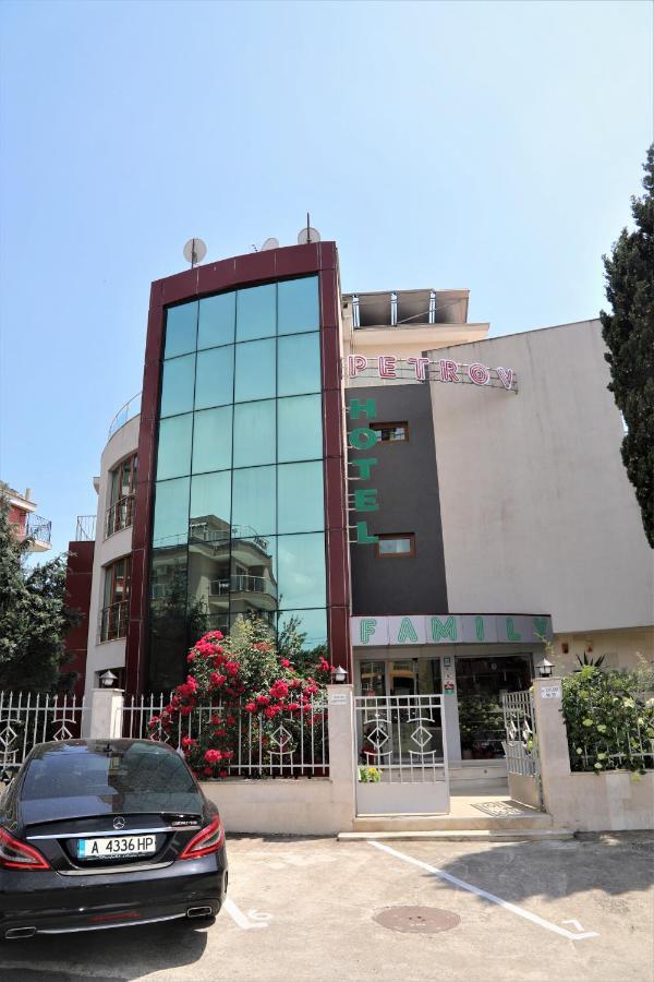 Petrov Family Hotel Nessebar Exterior foto
